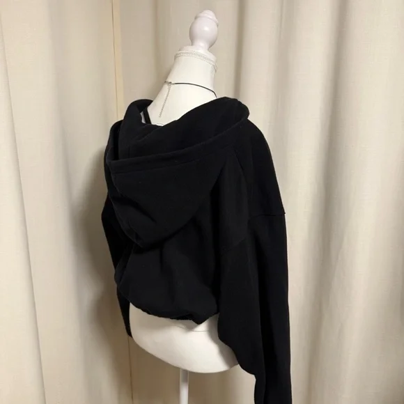 H&M Thick Batwing Cropped Hoodie - Picture 3 of 5